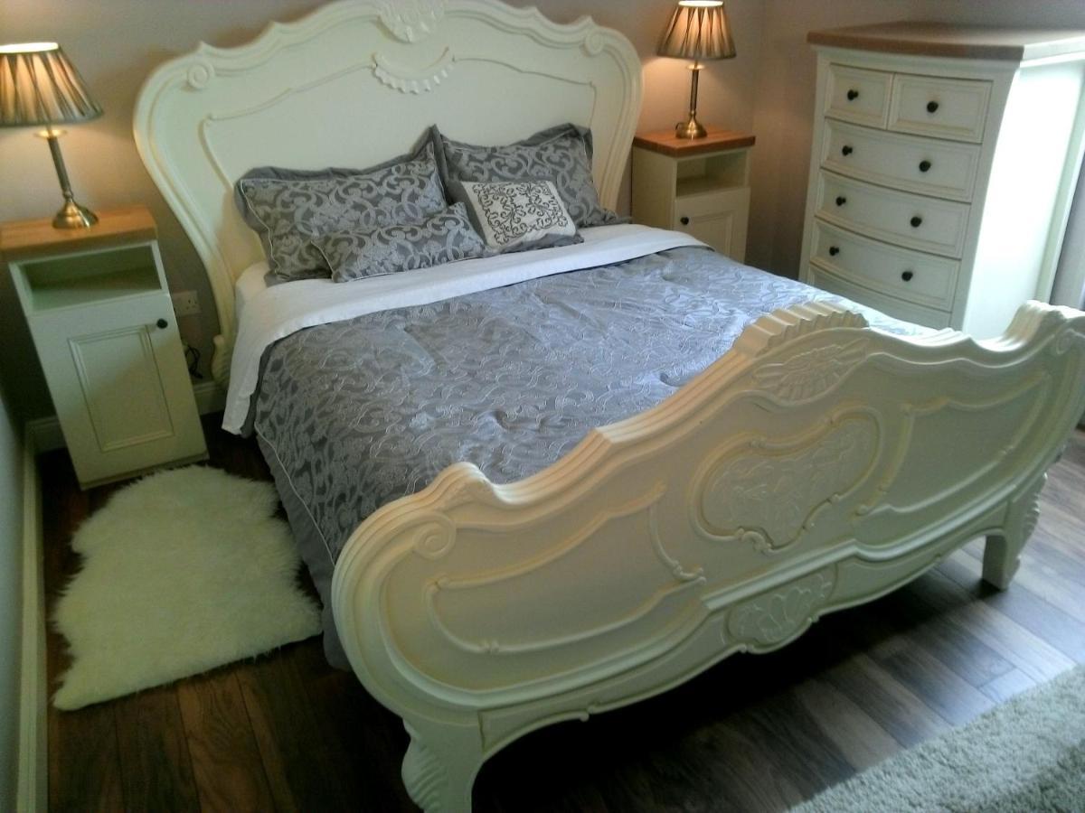 The Ridgewood Lodge Newbridge  Esterno foto
