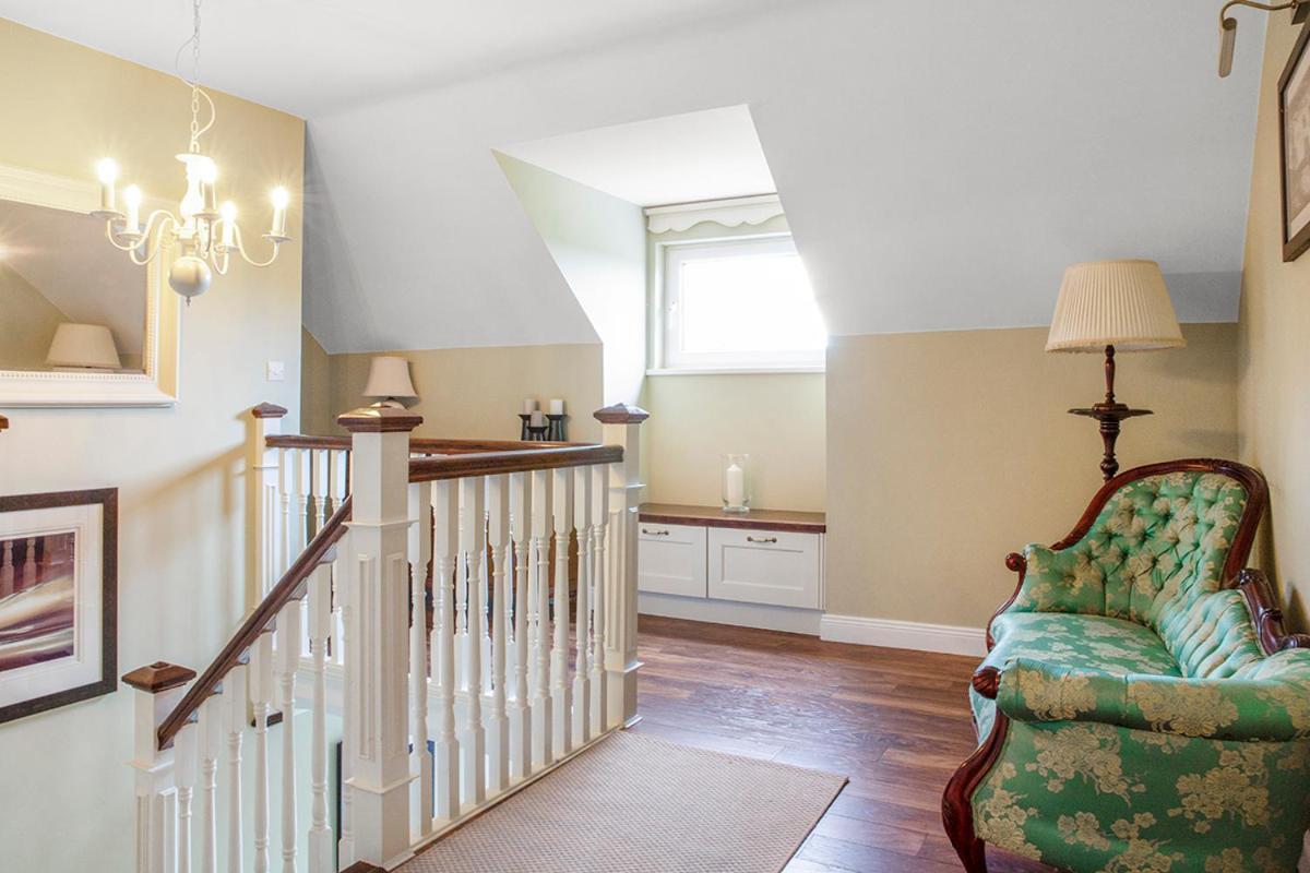 The Ridgewood Lodge Newbridge  Esterno foto
